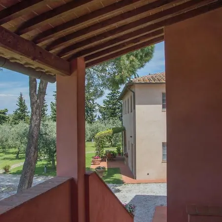 Podere La Casa Farm stay Palaia